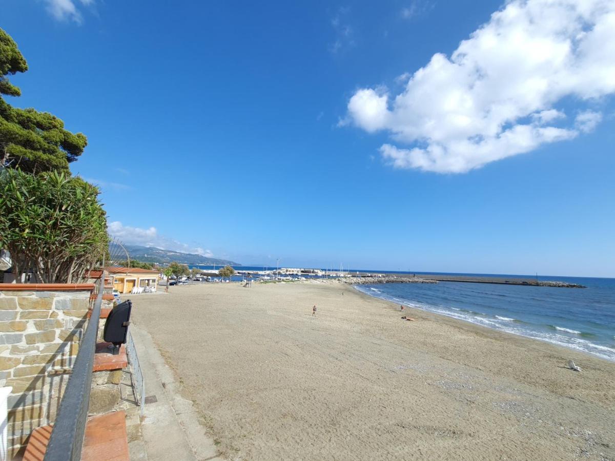 Villa Martina Mare Casal Velino Exterior photo